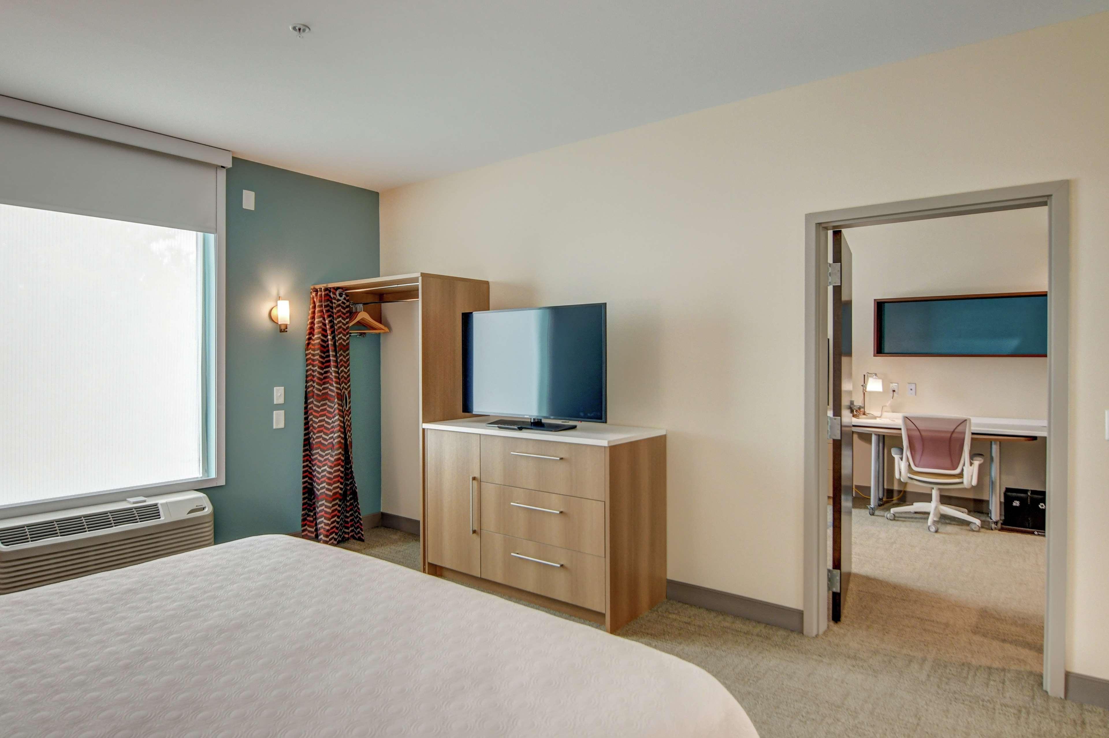 Home2 Suites By Hilton Foley Exterior photo
